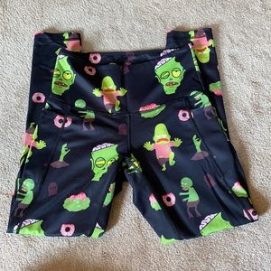 Night of the Living Donut, Zombie leggings